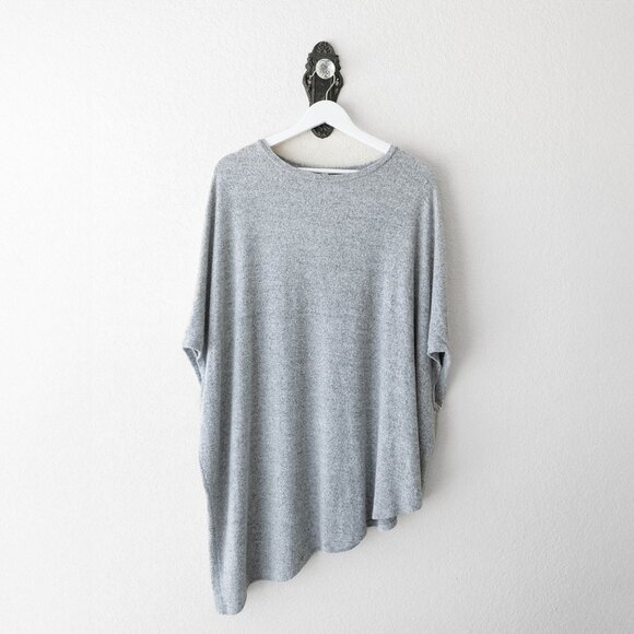 Emerald Gray Poncho Tunic Top | Women’s 2X | Asymmetrical Hem | Made in USA - Picture 1 of 6